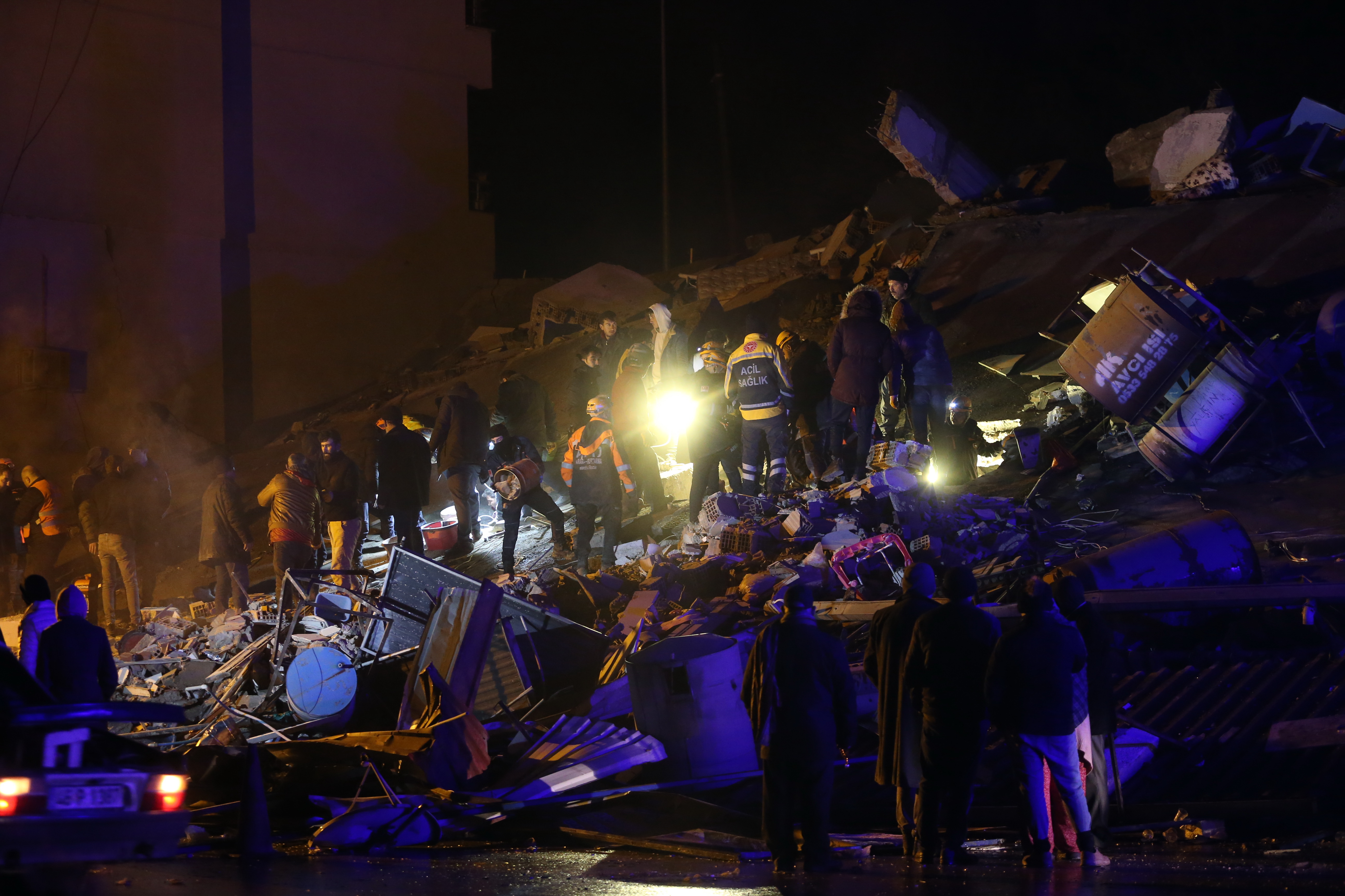 土耳其副總統：地震已在土造成2379人死亡