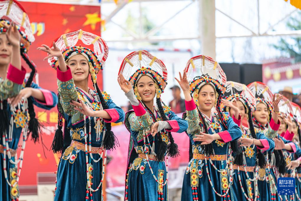 西藏隆重慶祝百萬農(nóng)奴解放紀(jì)念日